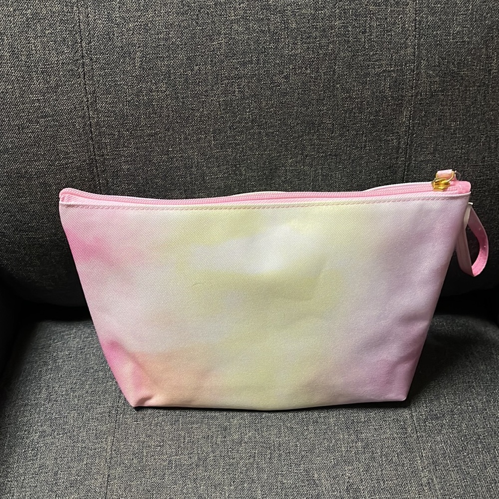 Poolside Water Resistant Pouch - Picture 5 of 10